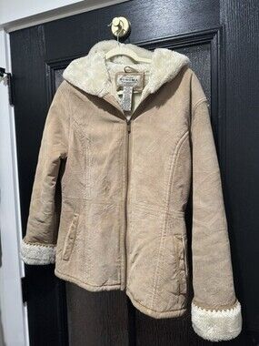 Sonoma  Suede womens jacket size medium (see Pictures)